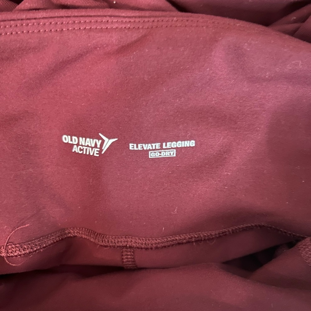 Old Navy Active Maroon Leggings, Size XS - Picture 7 of 8